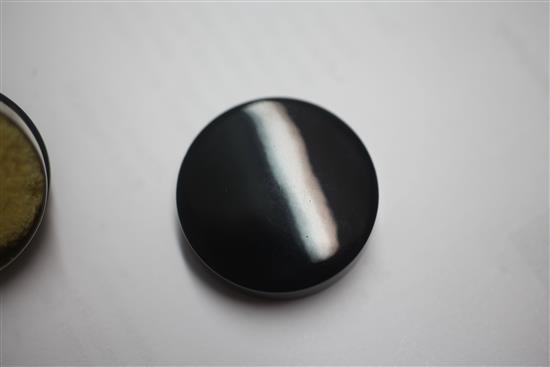 A cased mid 1930s French Cartier silver, black enamel and carnelian plug pill box, 3cm.